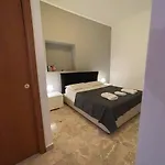 Sleepy Max Roma