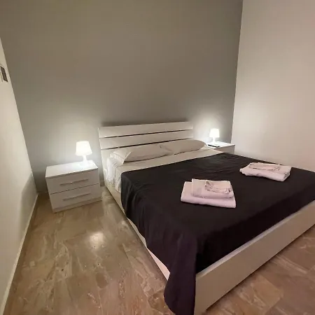 Sleepy Max بيت ضيافة روما